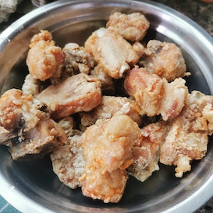 Fried pork ribs by Chen Jing
