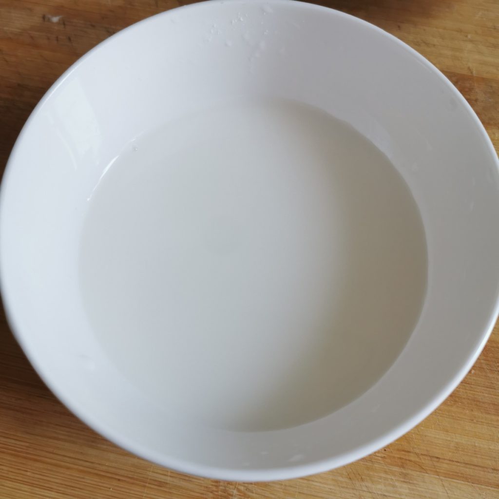 Chinese cooking techniques: glazing with starch-water solution