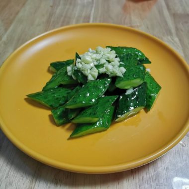 Chinese Garlic Cucumber Salad
