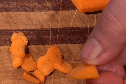 做法：卷切蔬菜