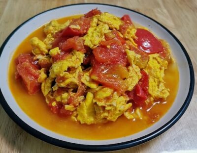 Tomatoes and scrambled eggs