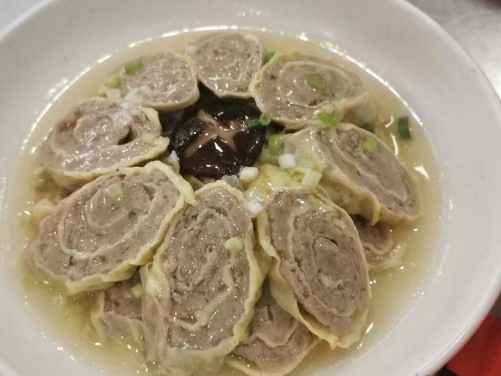 酱汁猪肉蛋卷