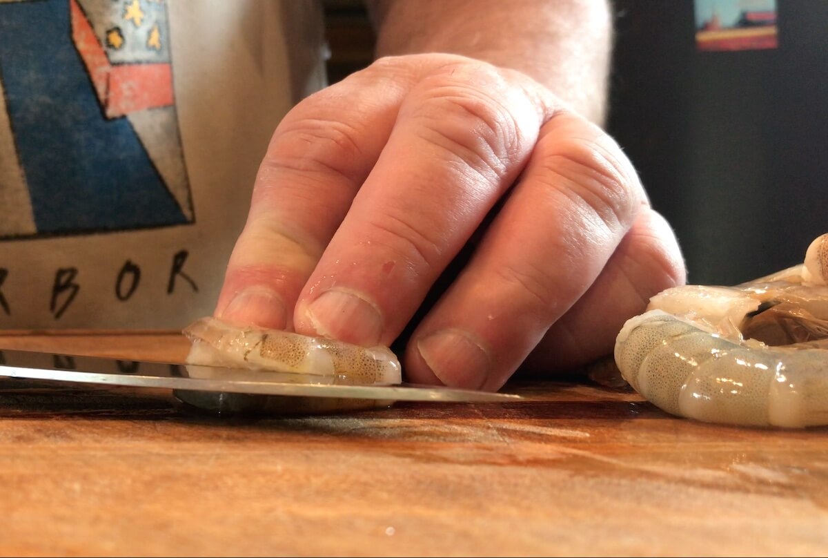 How to peel and devein shrimp