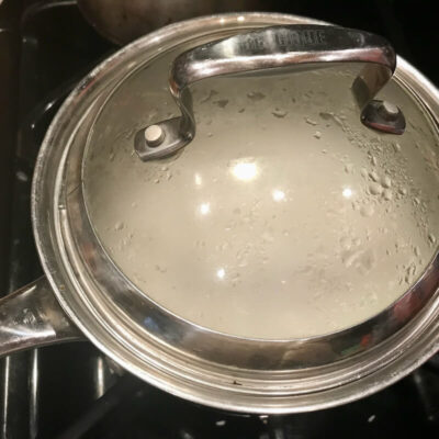 Cover the rice and cook on low heat for 10 minutes