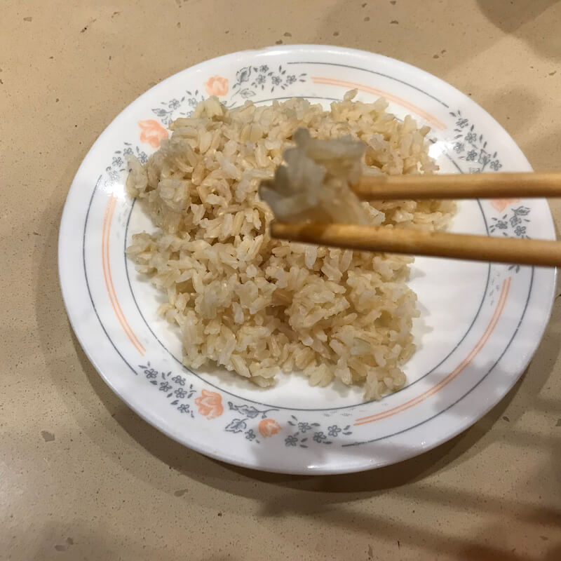 100 grams of brown rice