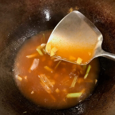 Chinese Cooking Techniques: How to Thicken a Sauce