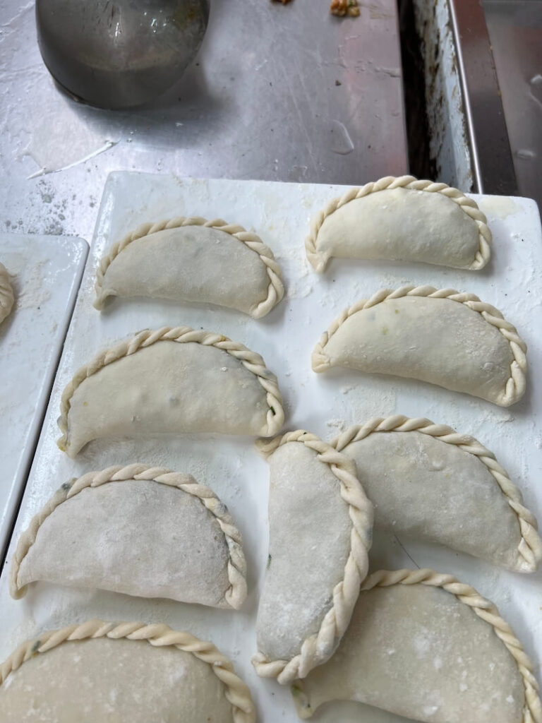 Large leek dumplings (jiǎozi)