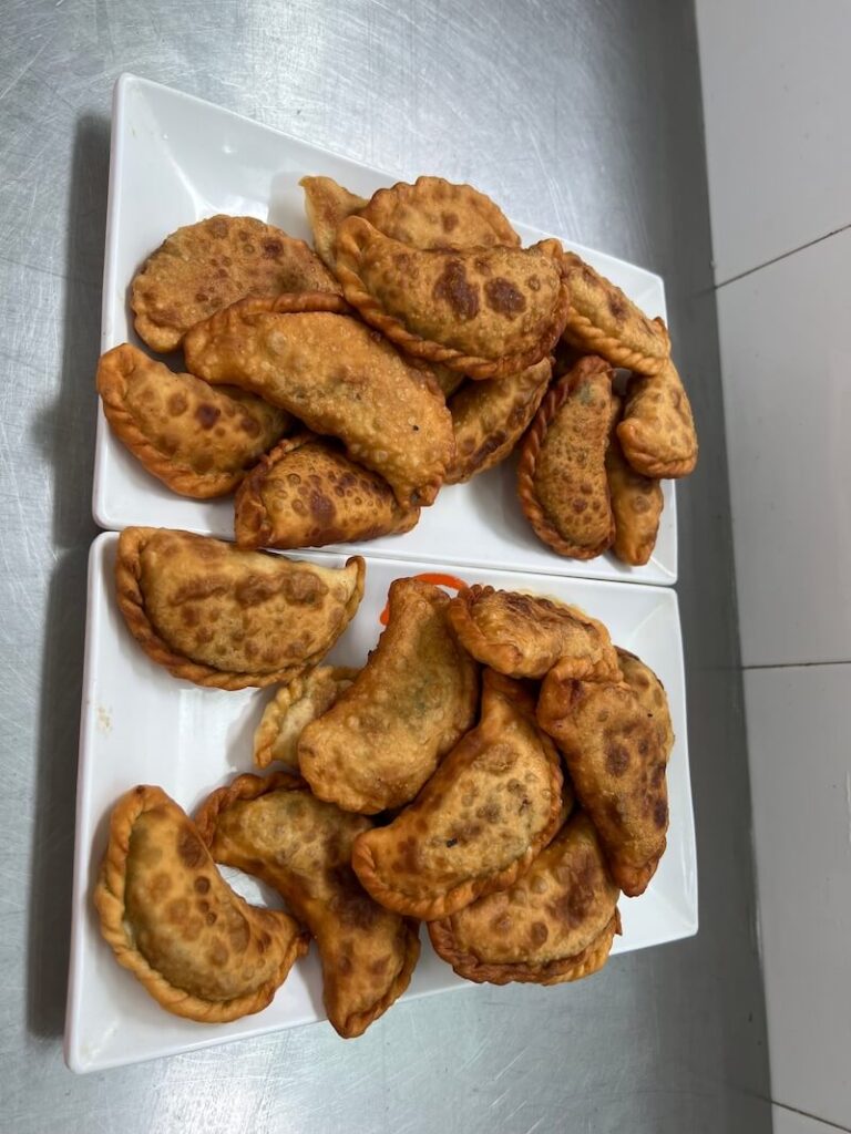 Fried leek dumplings