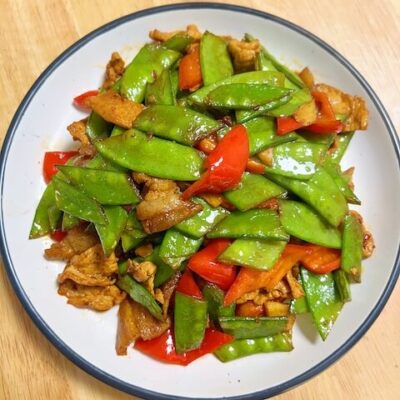 Fried Pork with Snow Peas