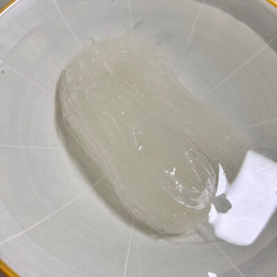 soak the rice noodles
